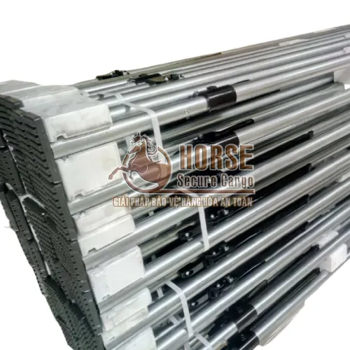 Thanh chắn thùng container