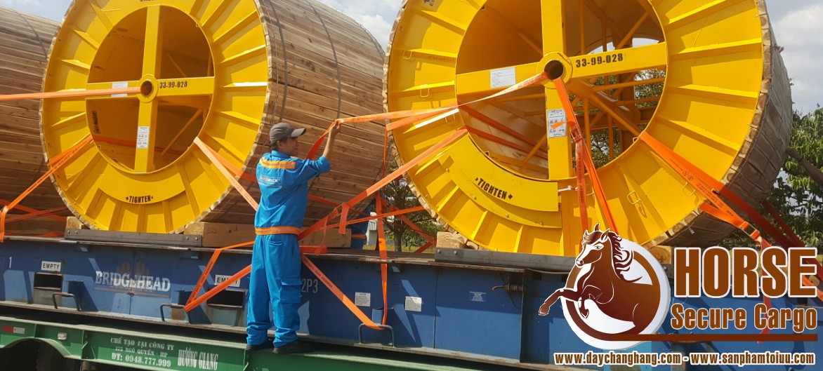 ung-dung-day-dai-vai-polyester ung-dung-day-dai-vai-polyester