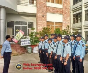 bảo vệ giữ xe họp giao ban bảo vệ giữ xe họp giao ban