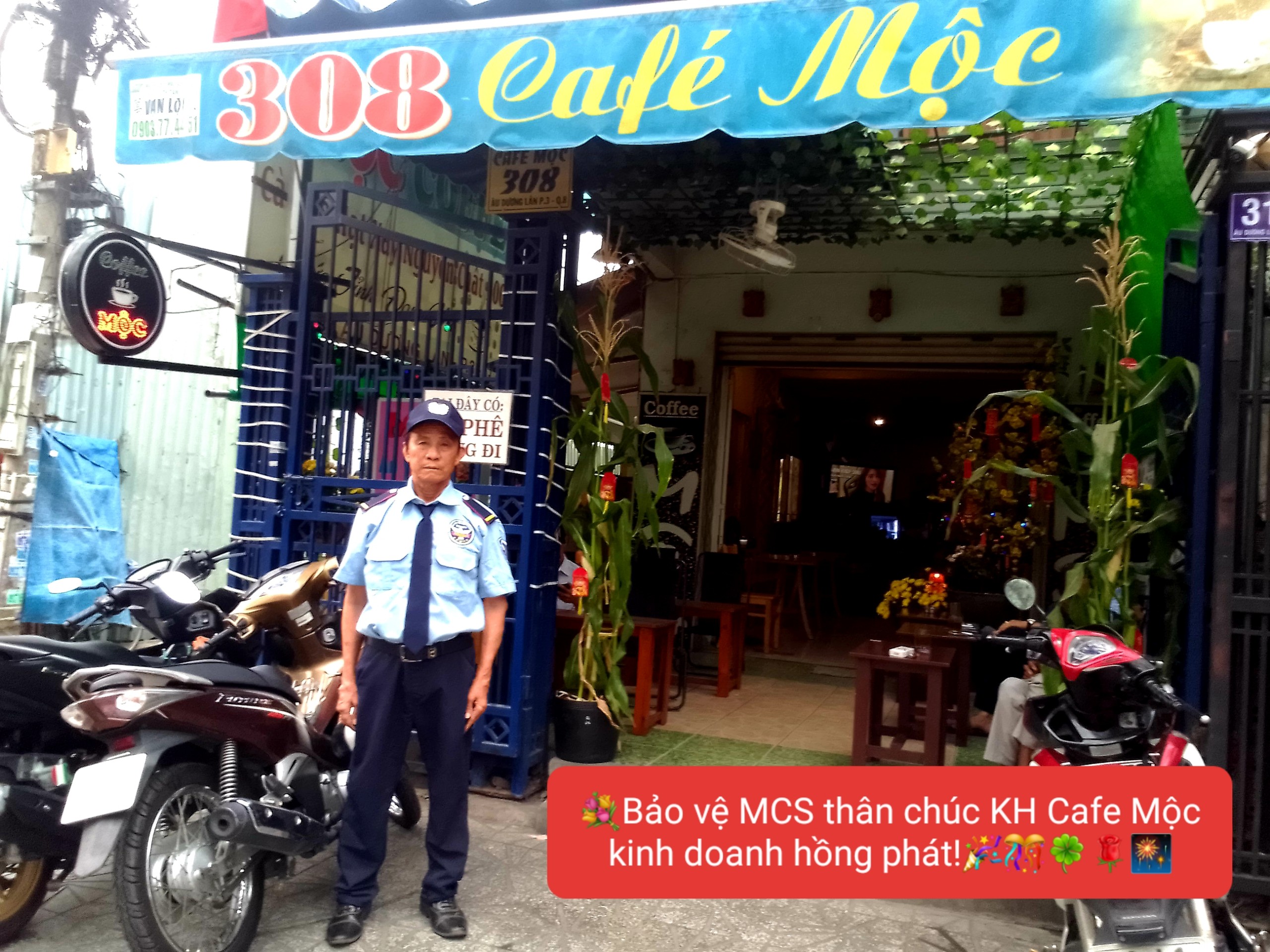 Bảo vệ giữ xe quán cà phê Mạnh Cường Bảo vệ giữ xe quán cà phê Mạnh Cường