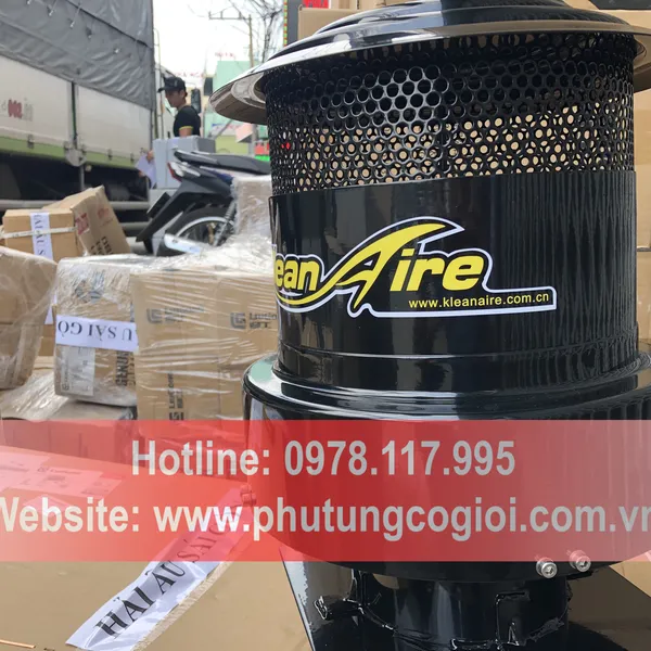 Bầu lọc ướt máy xúc lật