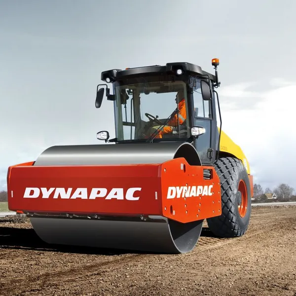 Xe lu rung Dynapac CA250