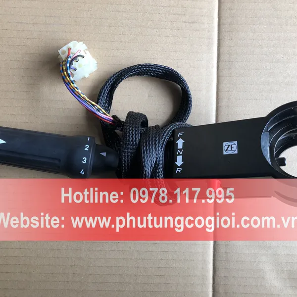 Tay Điều Khiển Hộp Số ZF