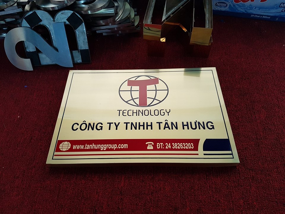 Làm biển công ty bằng inox 201 và 304