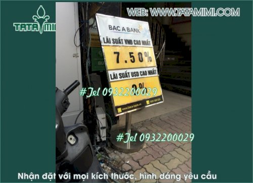 Biển lãi suất ngân hàng làm theo thiết kế của khách hàng