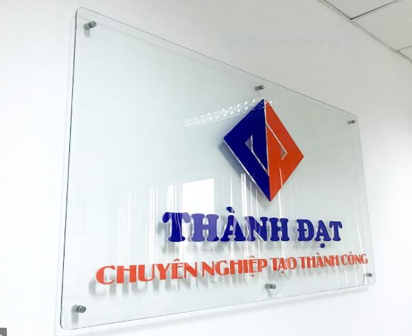 Biển logo công ty mica | TATA MIMI