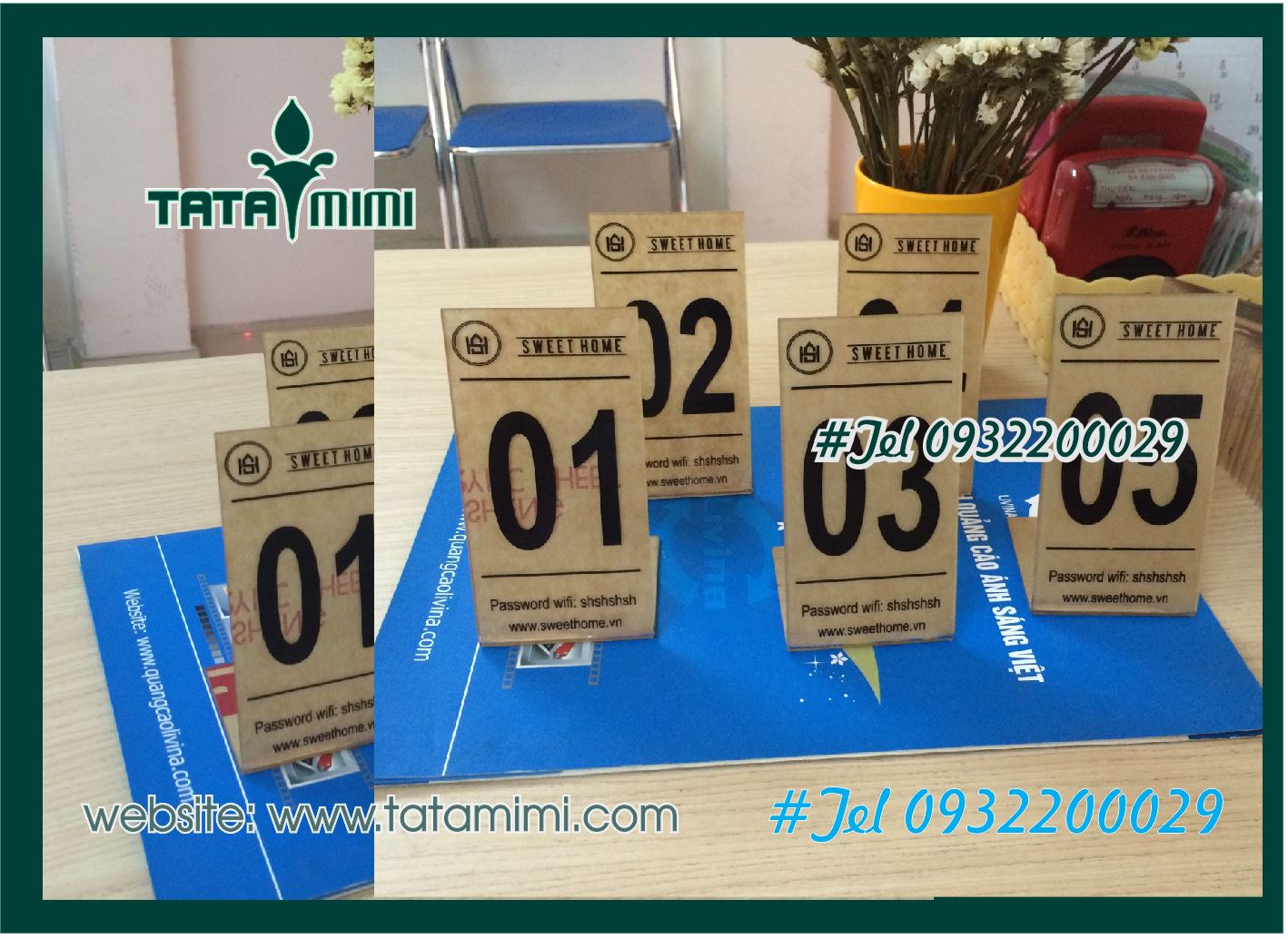 Thẻ bàn với chất liệu nhẹ
