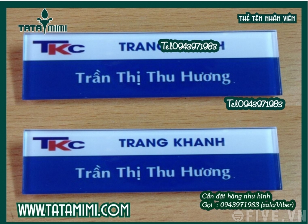 Bảng tên mica kèm kim băng