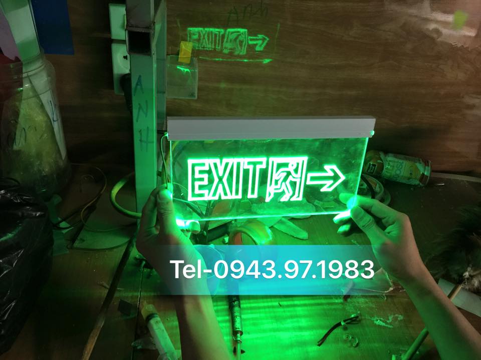 Hộp đèn Wc-Biển exit dùng trong tòa nhà và khách sạn
