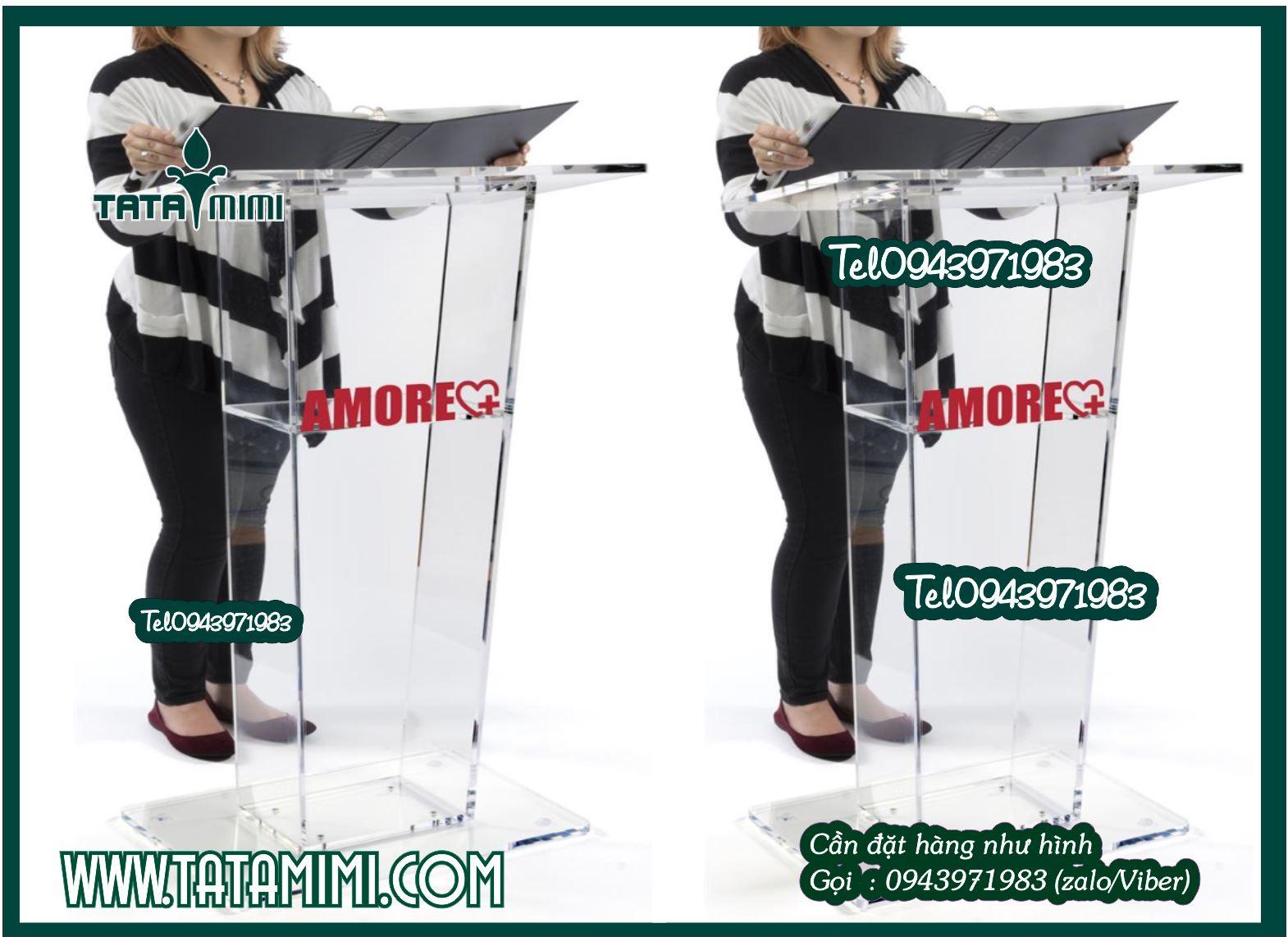 Bục phát biểu trơn không nội dung