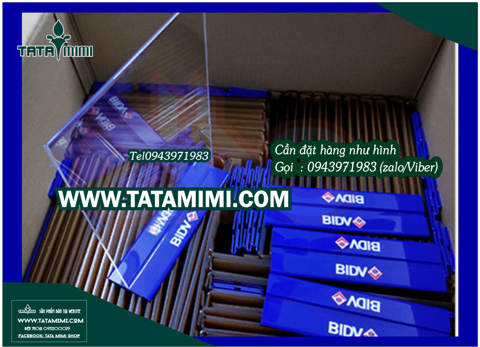 Bảng mica để bàn với đế tam giác rời thân