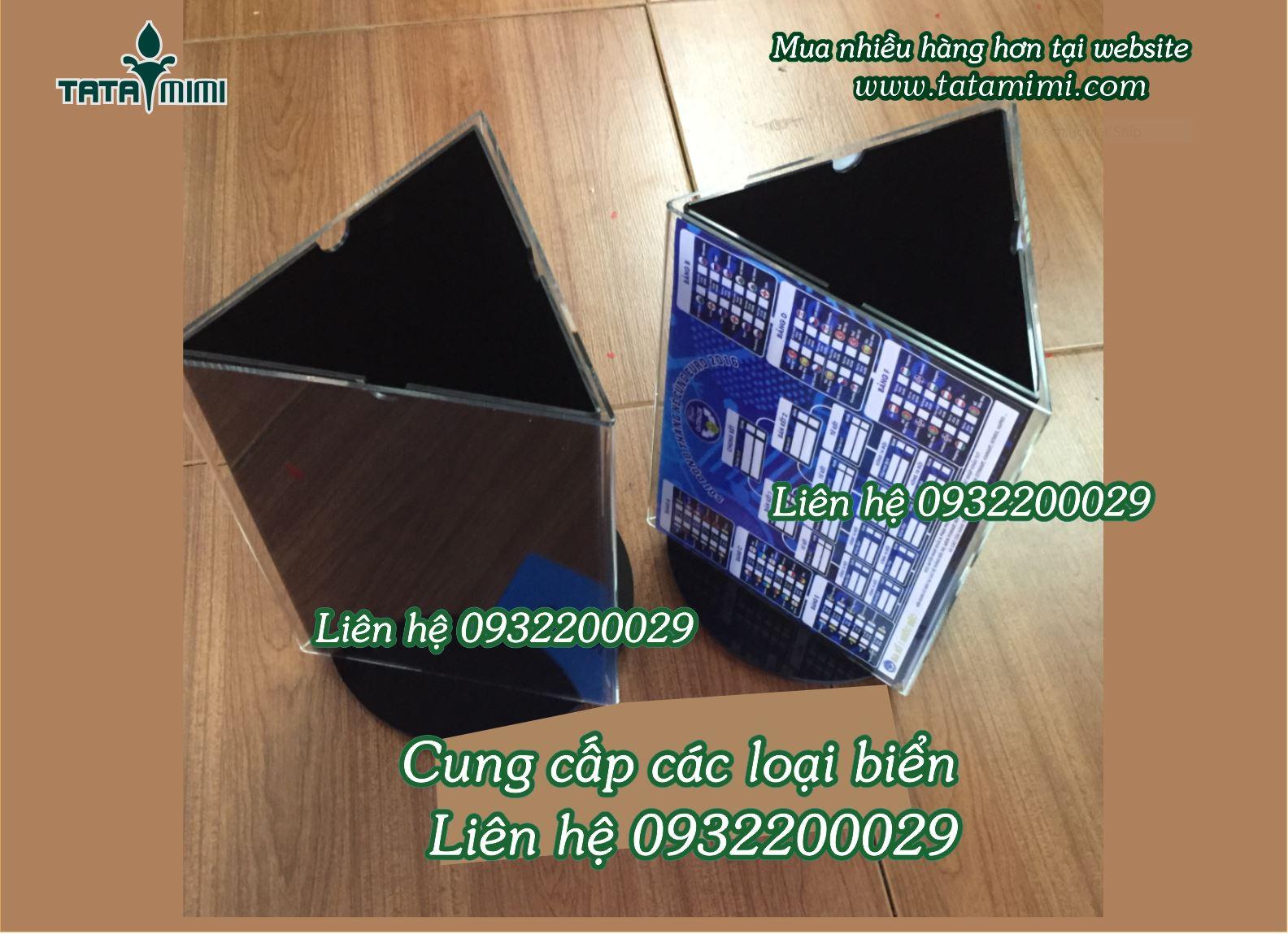 Kệ mica 3 mặt có đế xoay