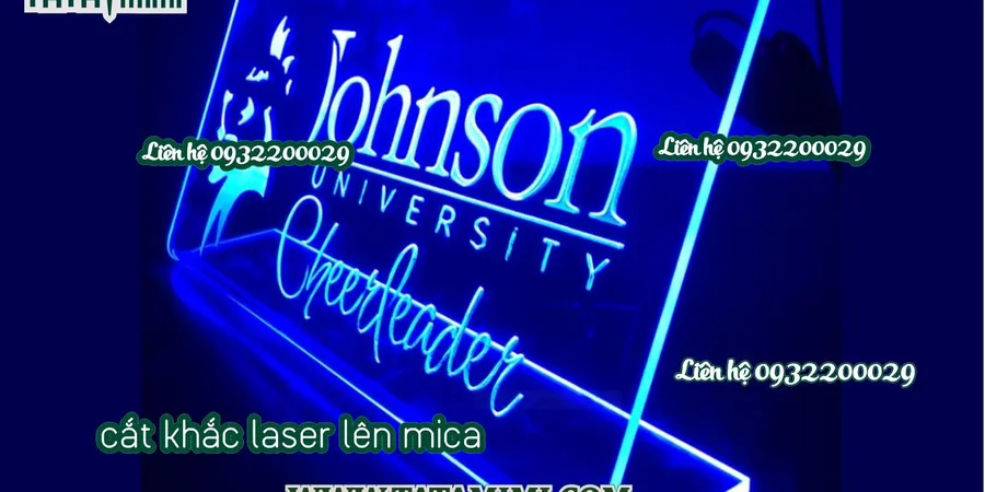 Bảng chức danh mica có led