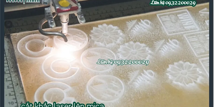 Máy laser cắt mica