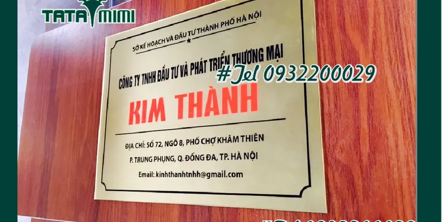 Biển mica công ty