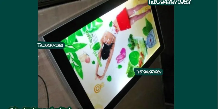 Bảng treo tường có led mica đẹp