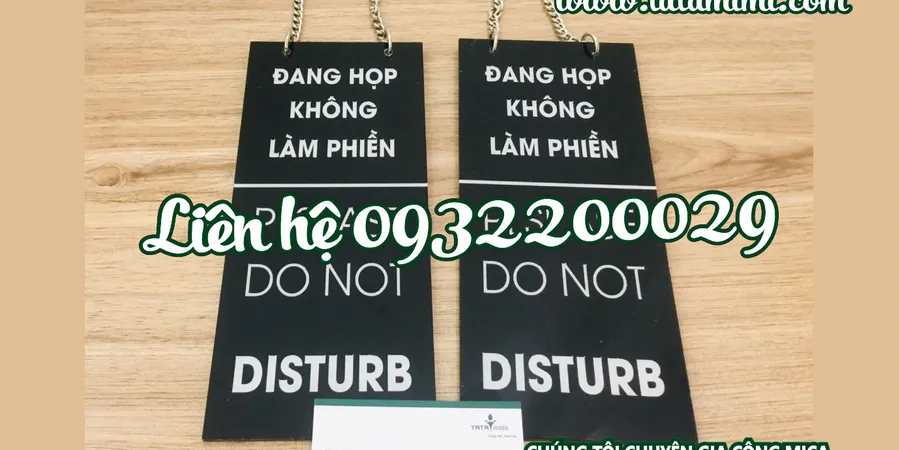 Xưởng cắt khắc mica mẫu đẹp tại Hà Nội