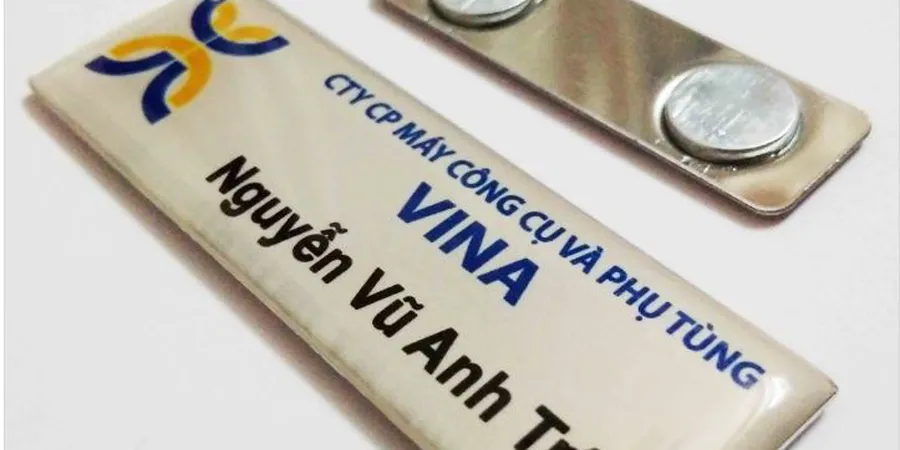 Bảng tên nhân viên mica
