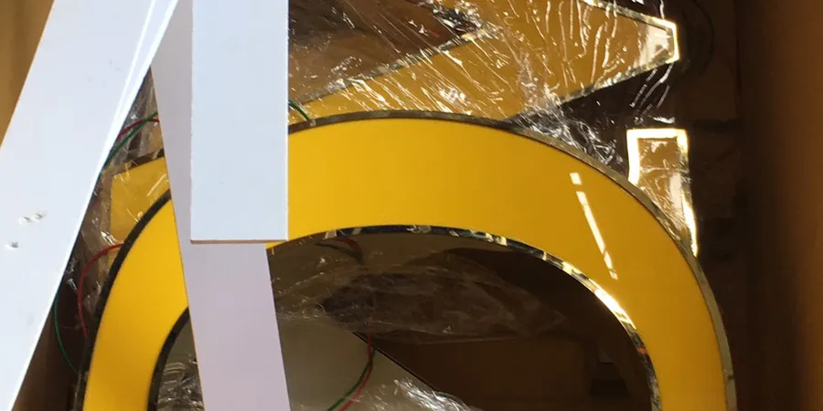 Thi công chữ đồng- inox ở Thành Phố Hồ Chí Minh