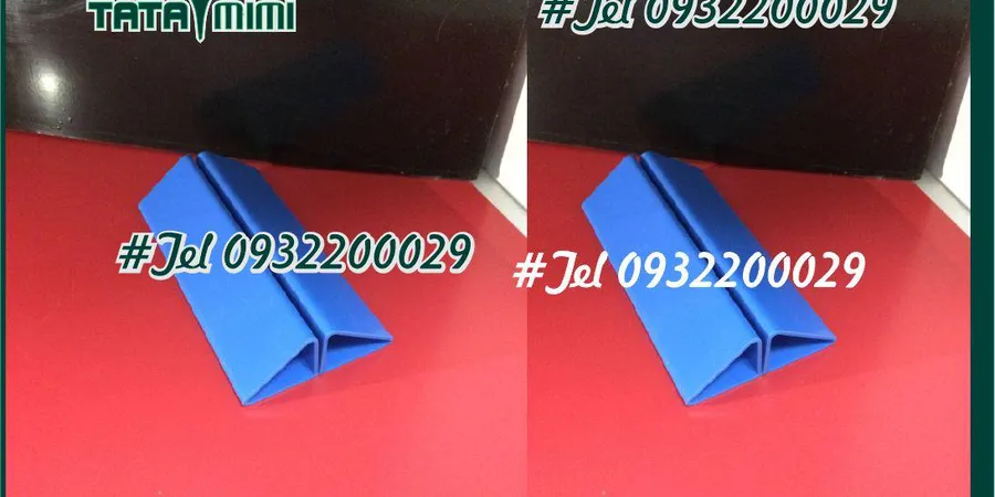 Kệ mica chữ T kéo ra kéo vào