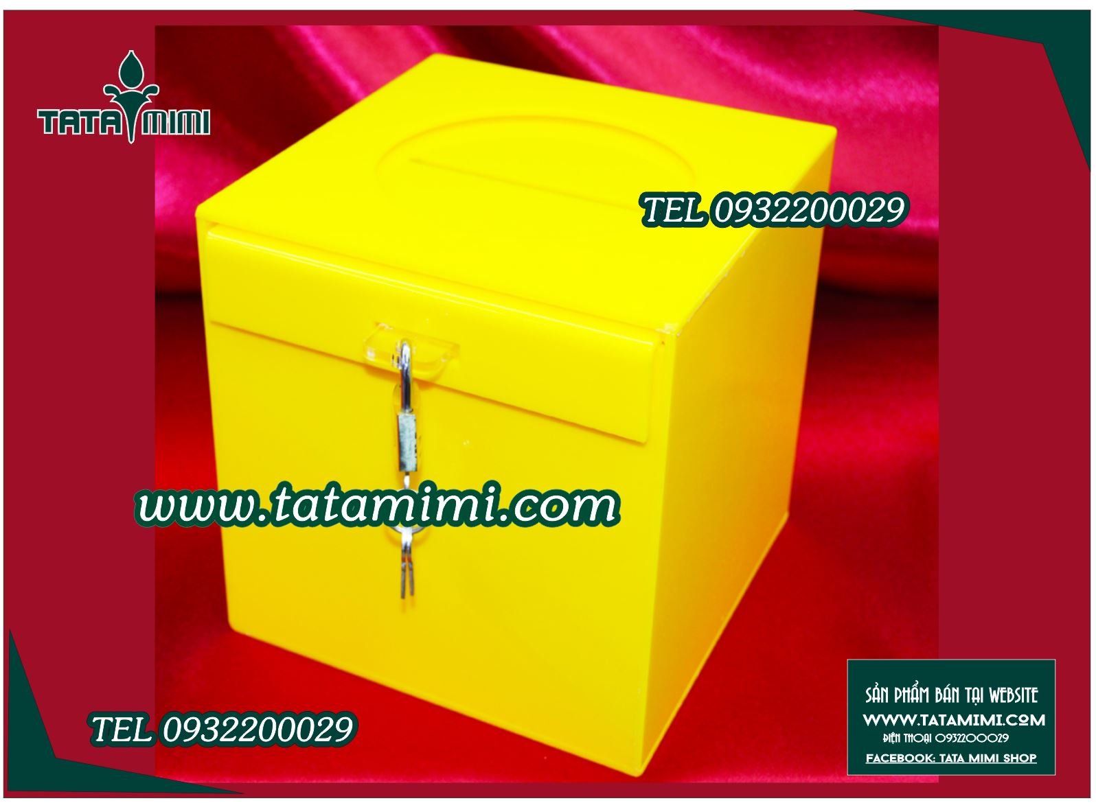 Có sẵn thùng mica trong và màu chưa in nội dung