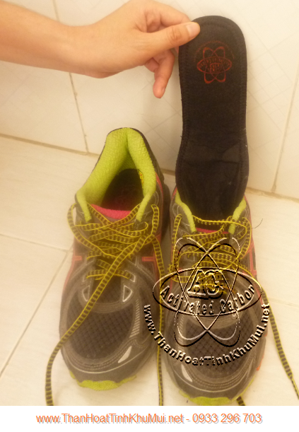 Miếng lót than hoạt tính khử mùi Miếng lót than hoạt tính khử mùi