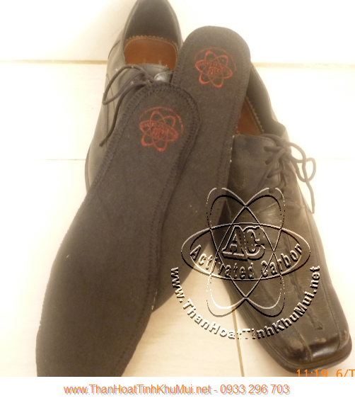 Sử dụng miếng lót giày than hoạt tính cho giày công sở Sử dụng miếng lót giày than hoạt tính cho giày công sở