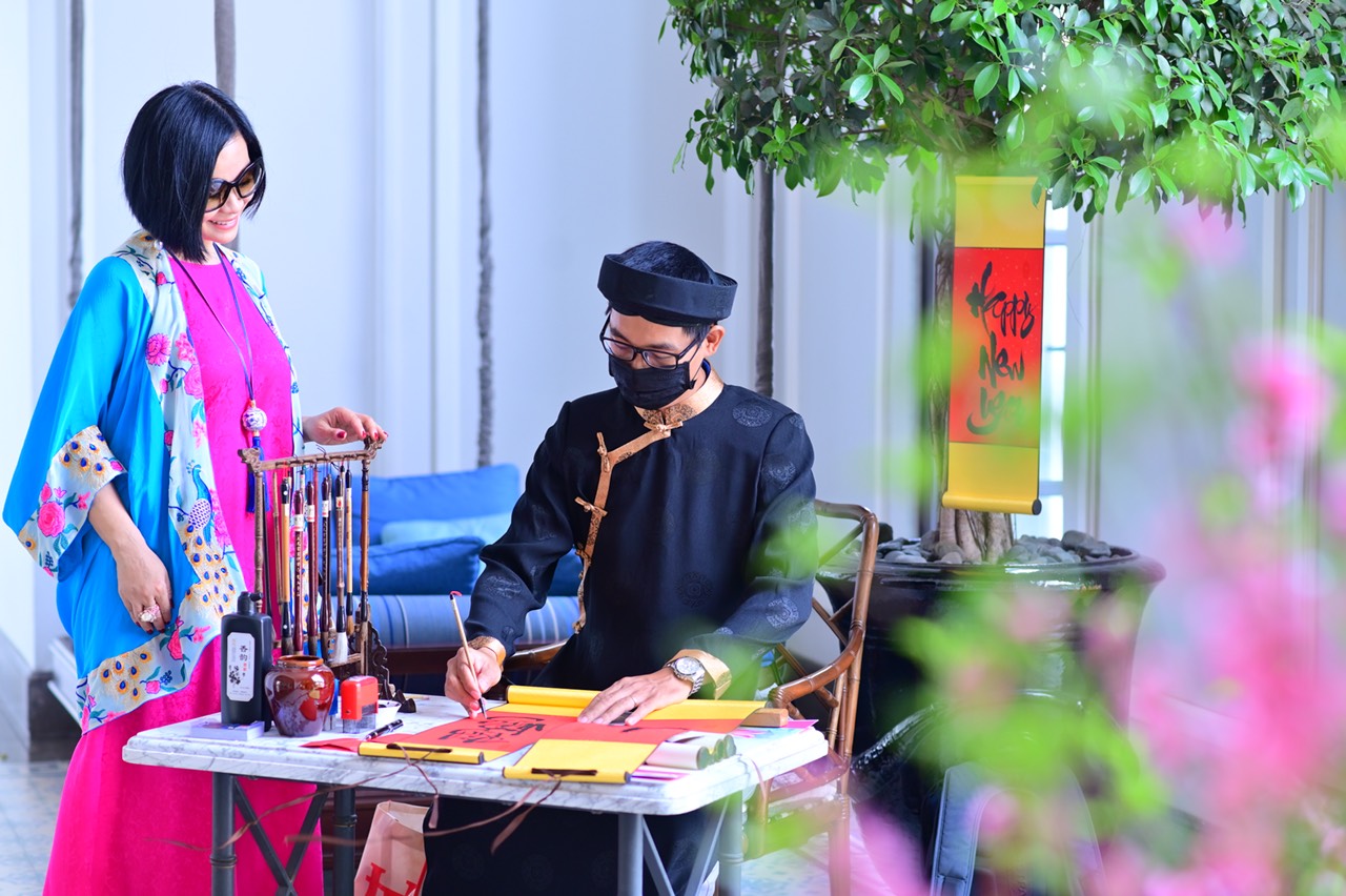 dịch vụ thuê ông đồ TpHCM