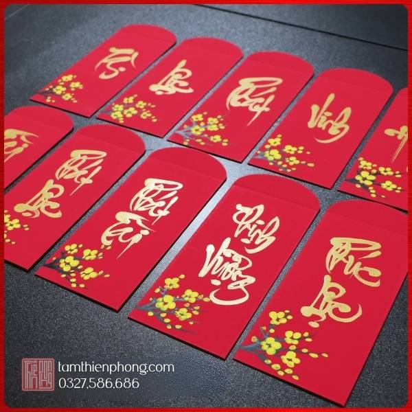 Bao lì xì đỏ viết thư pháp theo yêu cầu Bao lì xì đỏ viết thư pháp theo yêu cầu