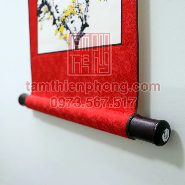 Liễn Lụa In Hình - 30x80cm - Mẫu Hoa Mai (Màu ngẫu nhiên)