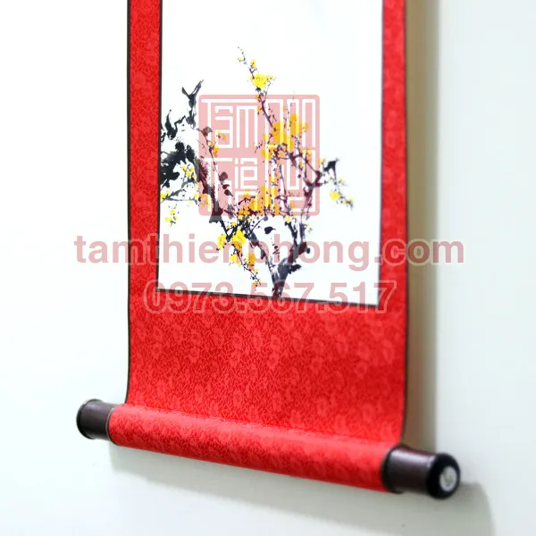 Liễn Lụa In Hình - 30x80cm - Mẫu Hoa Mai (Màu ngẫu nhiên)