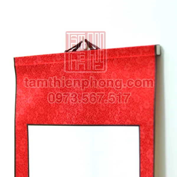 Liễn Lụa In Hình - 30x80cm - Mẫu Hoa Mai (Màu ngẫu nhiên)
