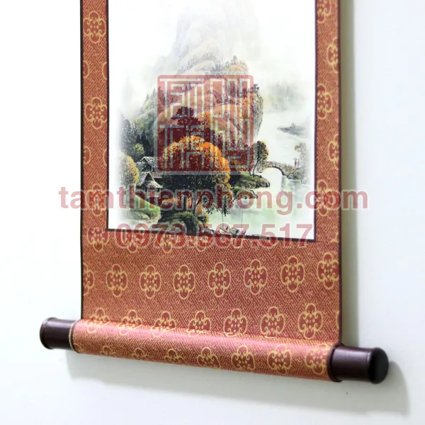 Liễn Lụa In Hình - 30x80cm - Mẫu Sơn Thủy (Màu ngẫu nhiên)