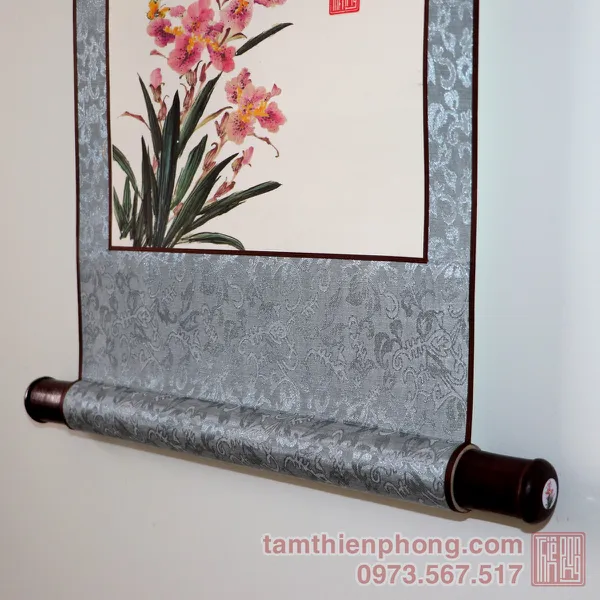 Thư pháp chữ Ơn Cô - Liễn bo lụa - 30 x 80cm (Màu ngẫu nhiên)