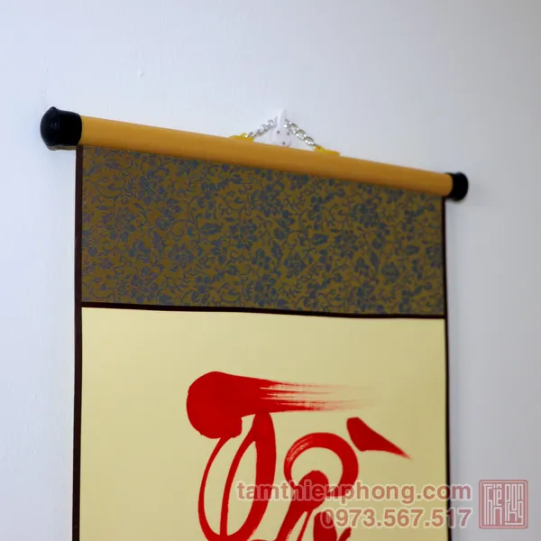 Thư pháp chữ Thầy - Liễn giấy bo lụa - 27 x 80cm