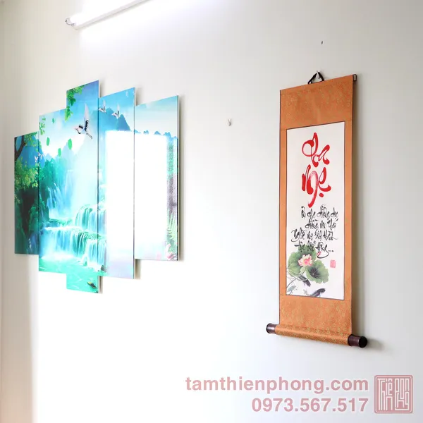 Thư pháp chữ Cha Mẹ - Liễn bo lụa - 30 x 80cm (Màu ngẫu nhiên)
