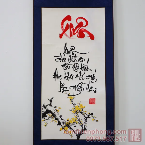 Thư pháp chữ Xuân - Liễn bo lụa - 30 x 80cm (Màu ngẫu nhiên)