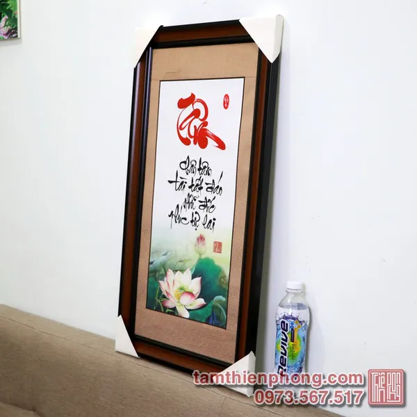 Tranh thư pháp chữ Tâm - Khung tranh 43x72cm