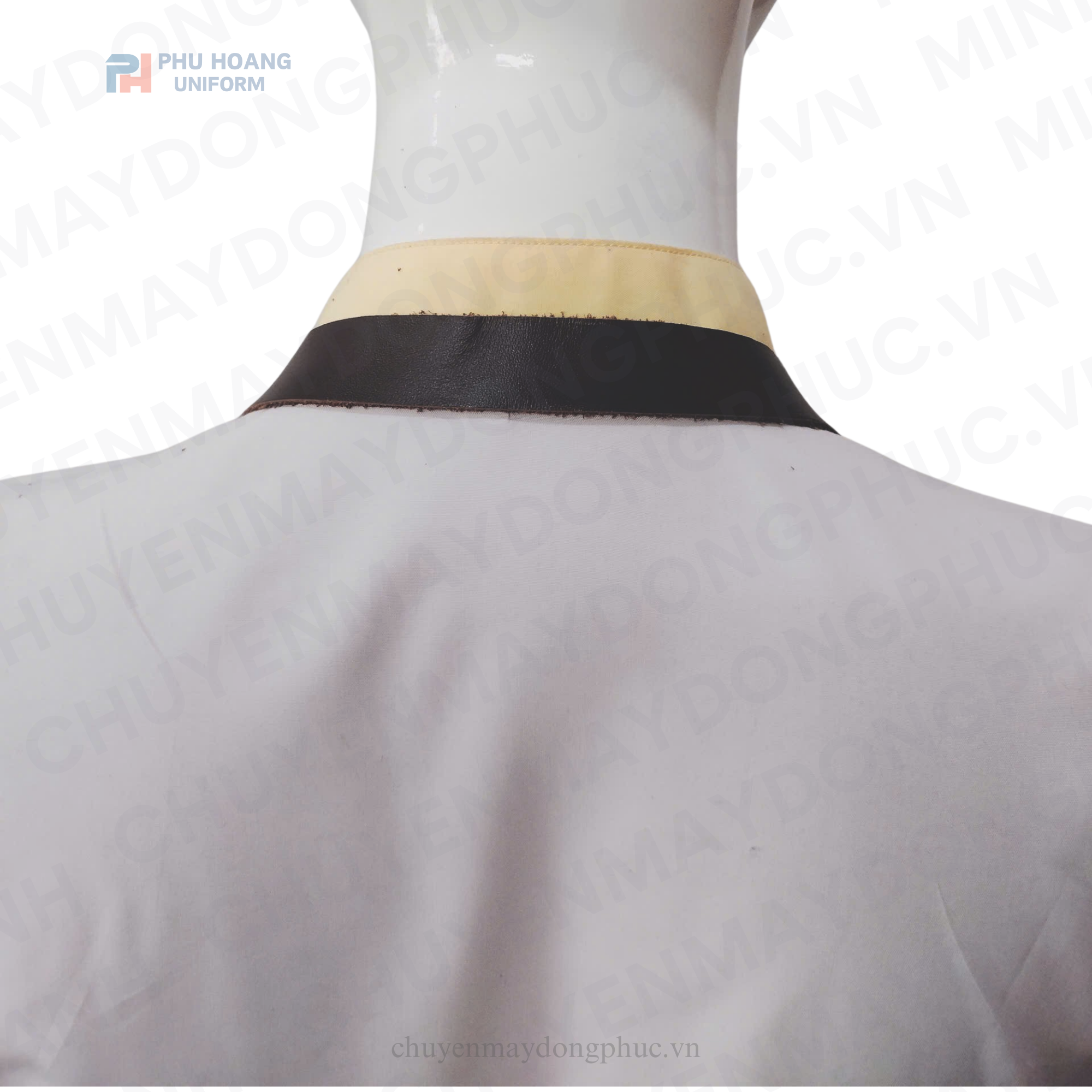 TẠP DỀ ĐEN DÂY DA KHÓA GÀI (MAY SẴN) SA015