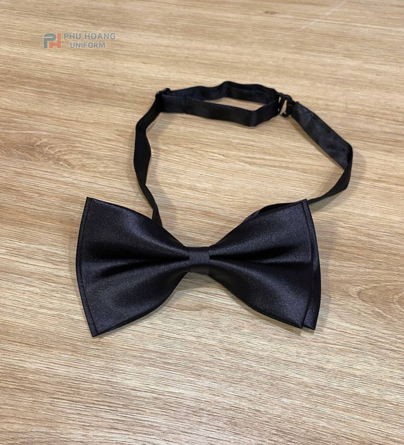 NƠ PHỤC VỤ MÀU ĐEN MAY SẴN SG004