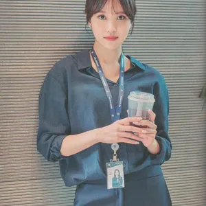 ĐI TÌM 3 SET SƠ MI ĐỒNG PHỤC CÔNG SỞ ĐANG ĐƯỢC DÂN VĂN PHÒNG ĐỔ XÔ SĂN LÙNG