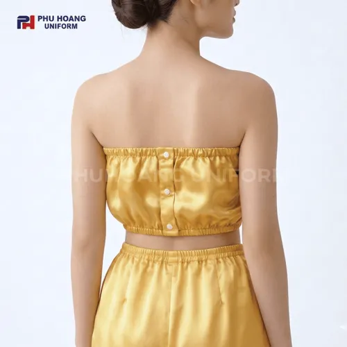 BỘ QUẦN ÁO QUÂY SPA NÚT BẤM MÀU VÀNG