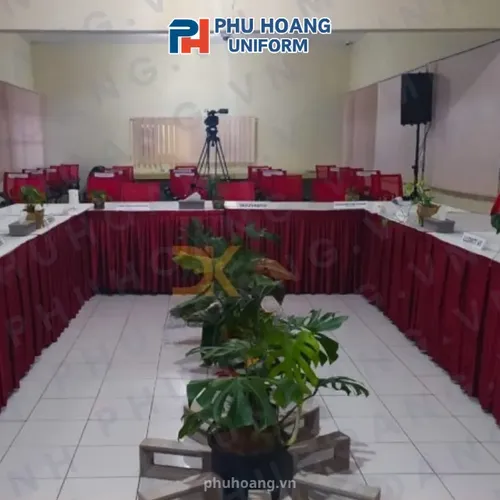 KHĂN TRẢI BÀN HỘI NGHỊ KB001