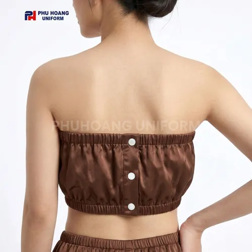 BỘ QUẦN ÁO QUÂY SPA NÚT BẤM MÀU NÂU