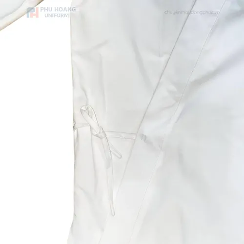 ÁO BẾP NHẬT COTTON TRẮNG MAY SẴN SB014