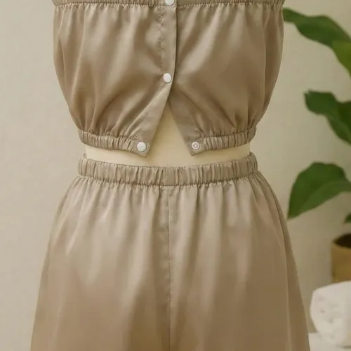 BỘ QUẦN ÁO QUÂY SPA NÚT BẤM SP002