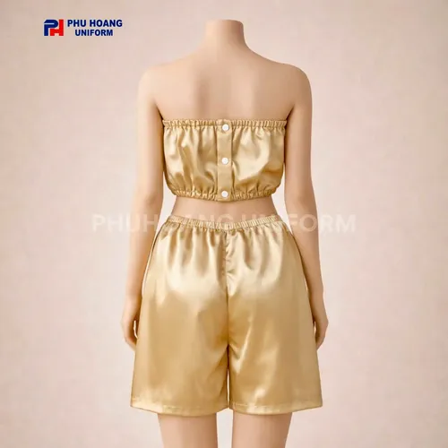 BỘ QUẦN ÁO QUÂY SPA NÚT BẤM MÀU VÀNG KIM