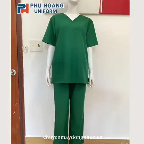 BỘ QUẦN ÁO SCRUBS XANH LÁ (MAY SẴN) – SH004