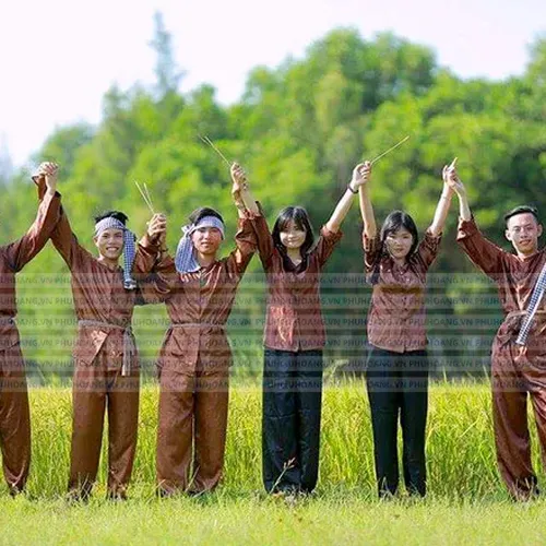 BỘ ĐỒ BÀ BA MÀU NÂU ĐẬM MAY SẴN ST002