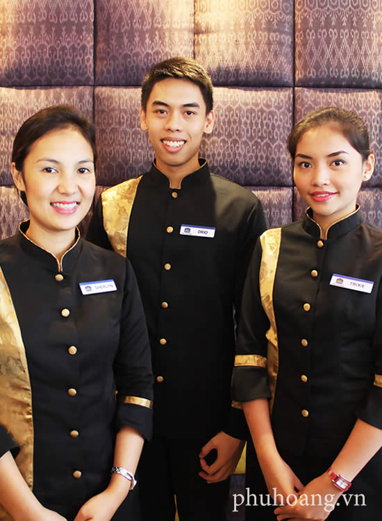 Mẫu đồng phục dành cho nhân viên lễ tân e2.jpg (202 KB)